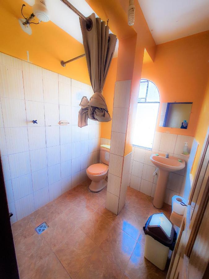 Hostal Luz Yhobimar Copacabana  Exterior photo